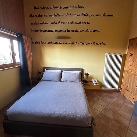Chalet Chapeau Rar Castel Condino Екстер'єр фото