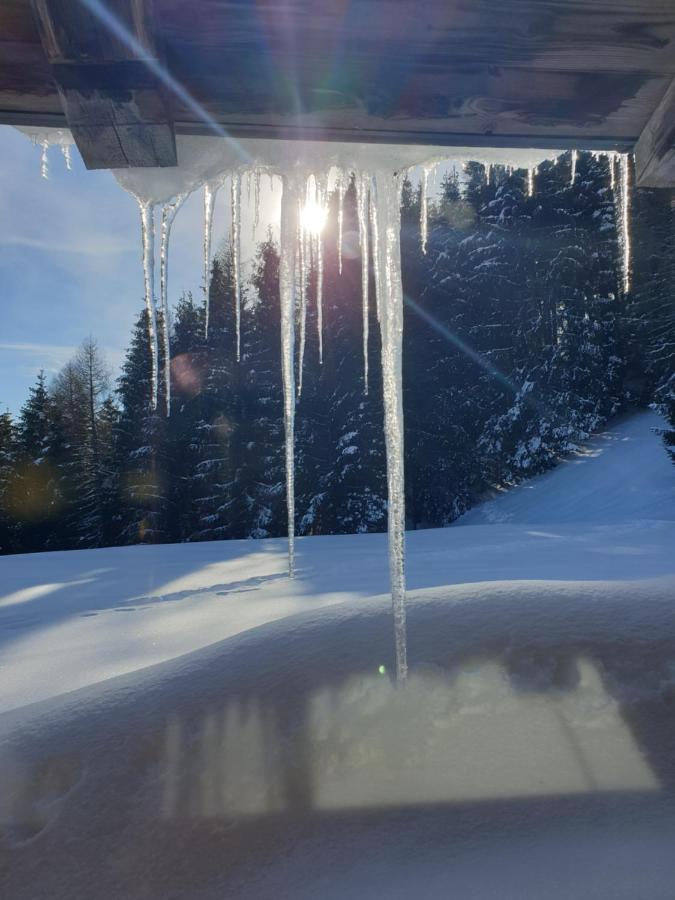 Chalet Chapeau Rar Castel Condino Екстер'єр фото
