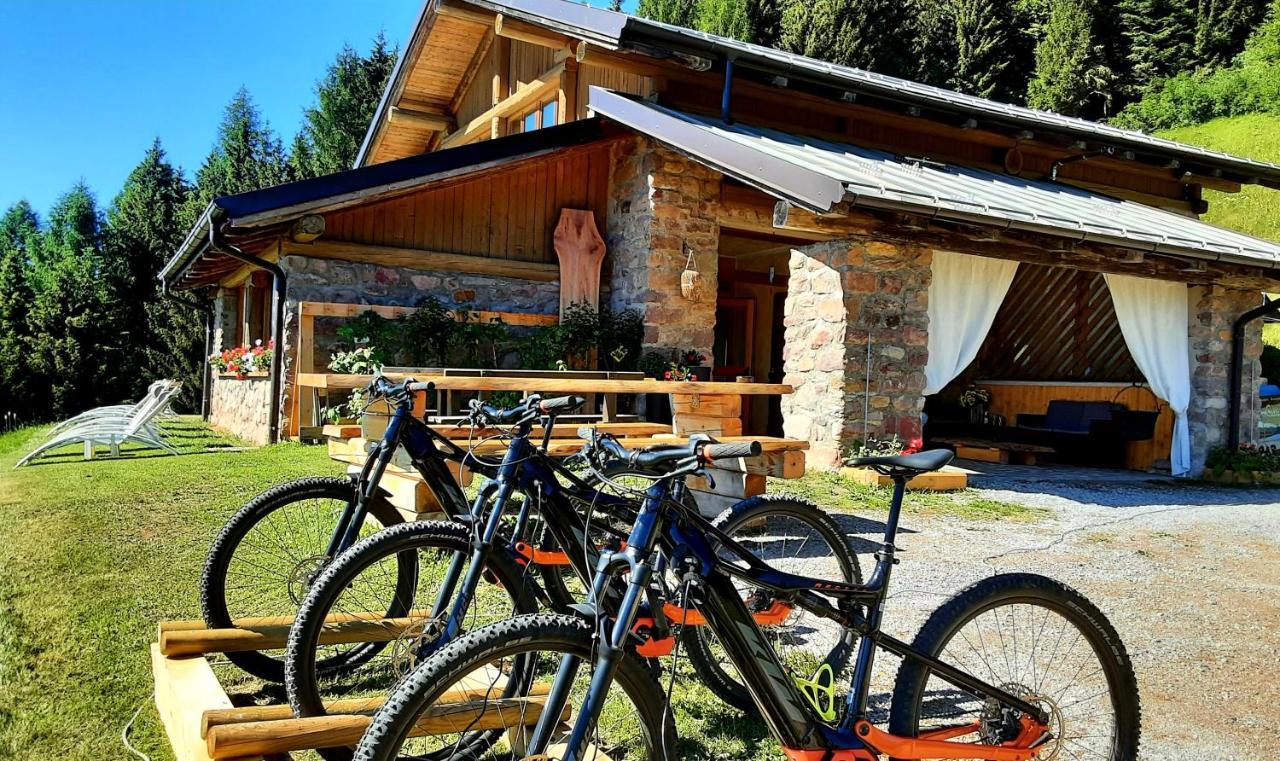 Chalet Chapeau Rar Castel Condino Екстер'єр фото